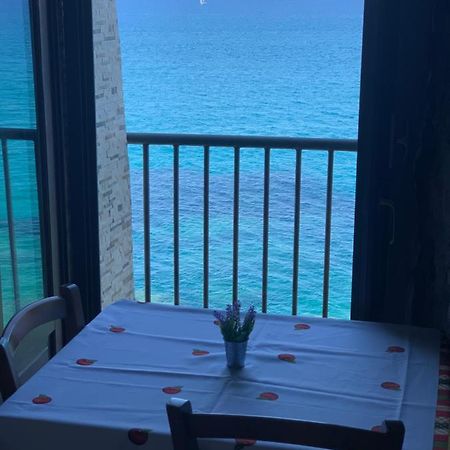 Pied-A-Terre Sul Mare Apartment Cefalu Bagian luar foto