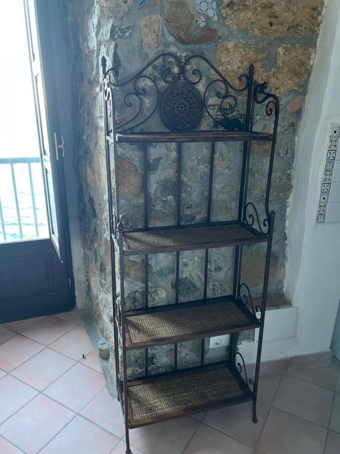Pied-A-Terre Sul Mare Apartment Cefalu Bagian luar foto
