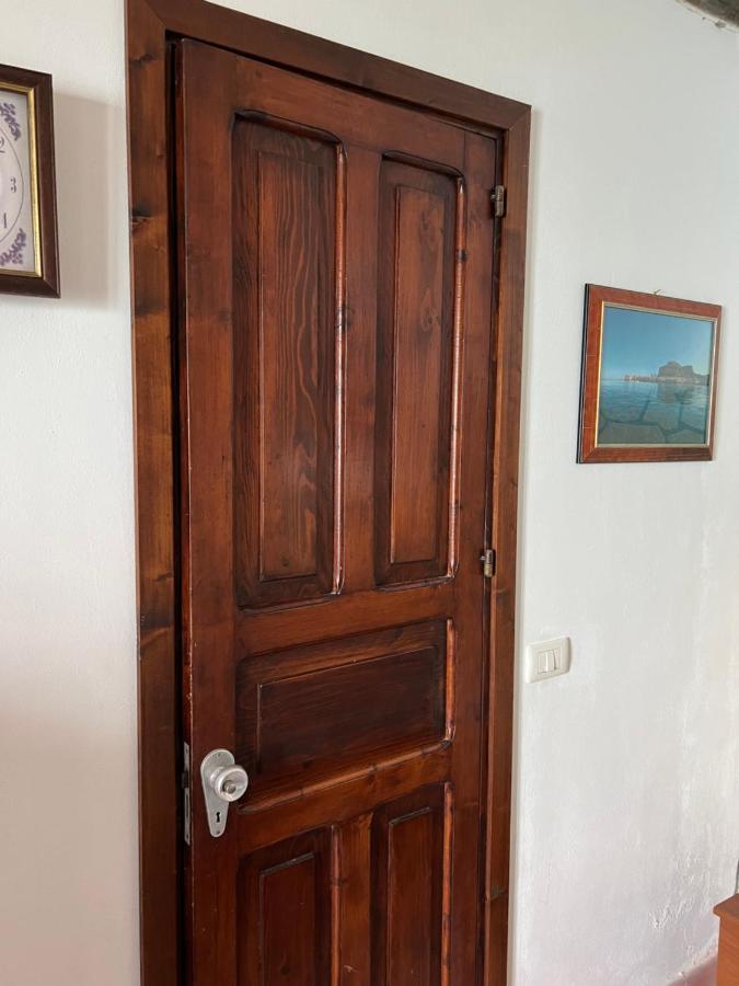 Pied-A-Terre Sul Mare Apartment Cefalu Bagian luar foto